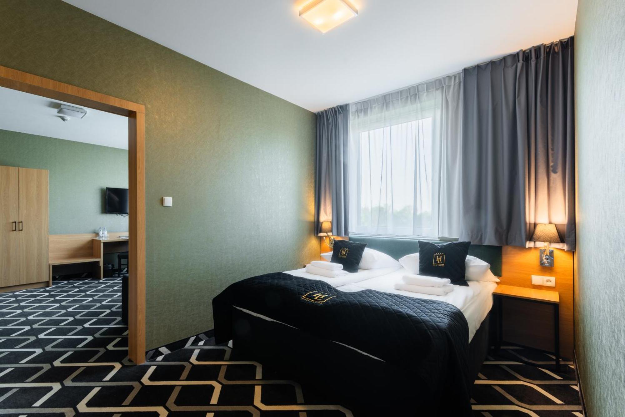 Hotel Lantier Wellness & Spa 比托姆 外观 照片