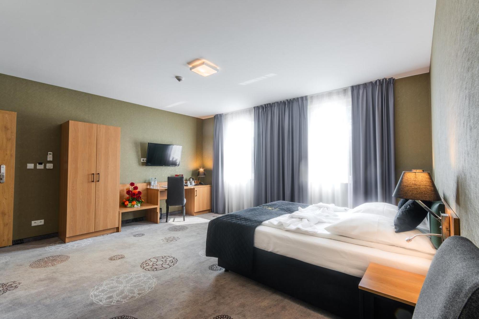 Hotel Lantier Wellness & Spa 比托姆 外观 照片